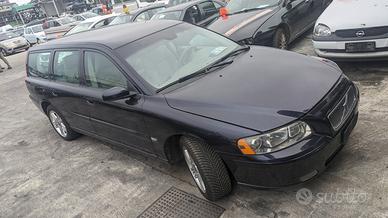 VOLVO V70 2000-2007 2.5 D5 Diesel Station Wagon