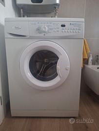 Lavatrice Whirlpool da riparare o per pezzi di ric