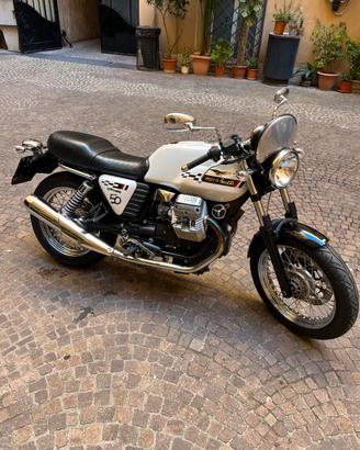 Moto Guzzi V7 Cafe Classic