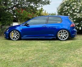 Volkswagen golf 7 R