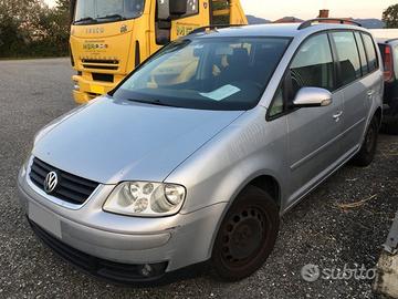 Ricambi Volkswagen Touran 1.9 TDI 2004
