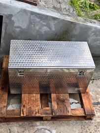Cassettone acciaio Inox(Amelio Chiodino)