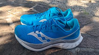  scarpe da corsa con piastra pebax