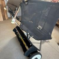 Raccogli foglie a spazzola