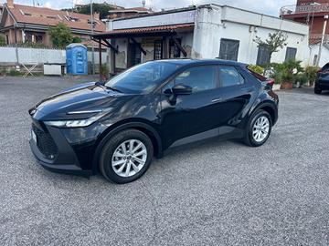 Toyota C-HR 1.8 HV ACTIVE SOLO 12 MILA KM !!