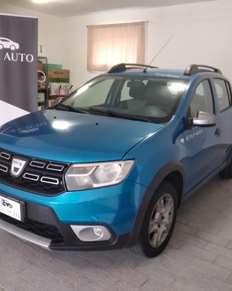 Sandero Stepway GPL-Solo 70mila km-Neopatentati
