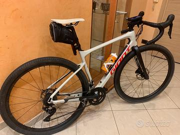 Bici da cross - gravel giant revolt