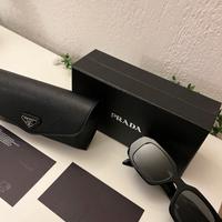 Occhiali da sole Prada