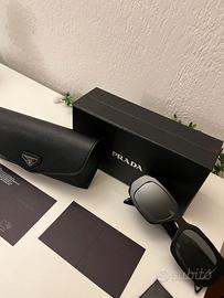 Occhiali da sole Prada