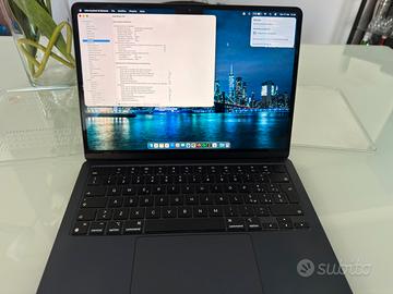 Macbook air M2 2022