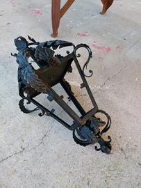 Lanterna in ferro battuto antica