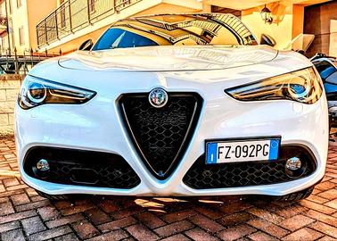 Alfa Romeo Stelvio 2.2 Turbodiesel 210 CV AT8 Q4 T