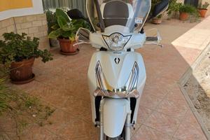  moto HONDA SH 150i