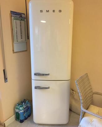 Frigorifero smeg FAB32RPN1 vintage