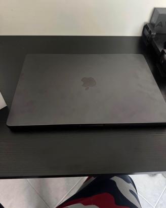 MacBook Pro 16” M4 Pro (2024)