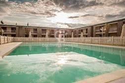 Palazzo / Stabile di 4500 m² con più di 5 locali a