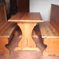 Tavolo con panche