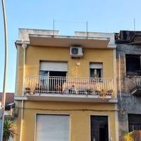 Casa singola 200 mq con garage a piedimonte etneo