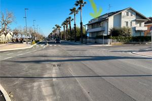 Fronte mare,110 mq, 6-8 posti, 2 bagni, aria con