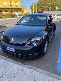 VOLKSWAGEN Maggiolino - 2012