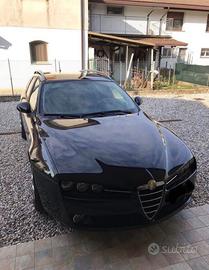 Alfa Romeo 159