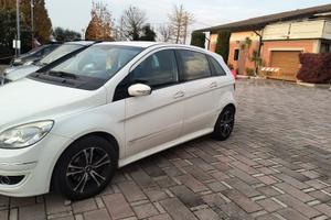 Mercedes Classe B 245 2.0 TD per ricambi 