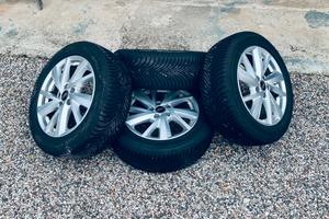4 Cerchi Audi Q2+Gomme Invernali Michelin215/55R17