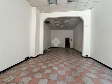NEGOZIO A PISTOIA