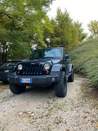 Jeep wrangler camperizzata