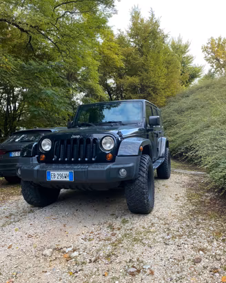 Jeep wrangler camperizzata