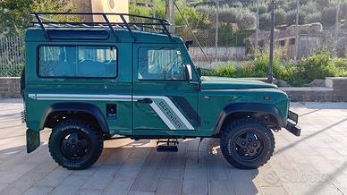 Land Rover Defender 2.5 turbodiesel 90