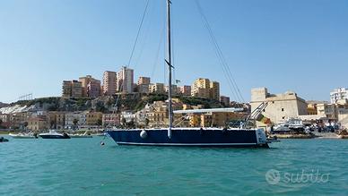 Barca a vela scafo in acciaio