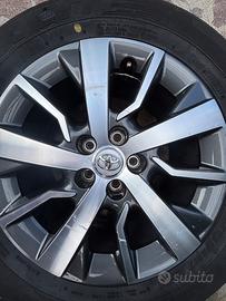 Cerchione in lega da 17 originale Toyota