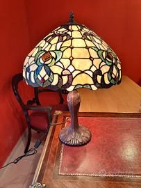 Lampada da comò o scrivania stile Tiffany