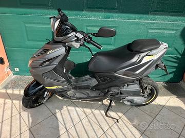 Aerox 50 4t