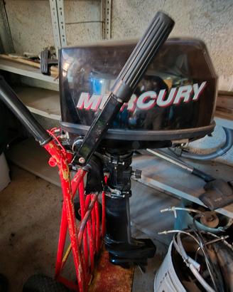 Motore fuoribordo