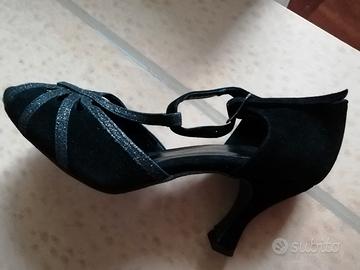 Scarpe nere Eleganti e da ballo