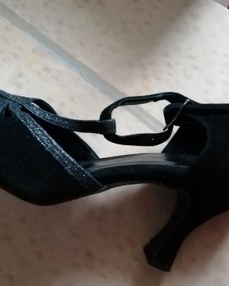 Scarpe nere Eleganti e da ballo