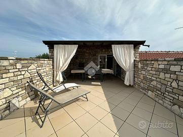 PORZIONE DI TRIFAMILIARE A PONTOGLIO