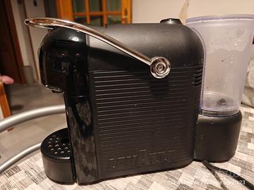 LAVAZZA A modo Mio (da riparare o x ricambi)