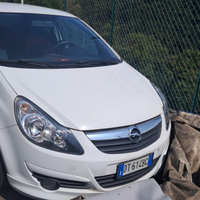 Opel corsa anche solo ricambi