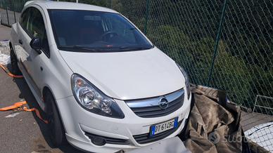Opel corsa anche solo ricambi