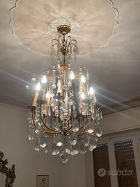 Lampadario in stile francese