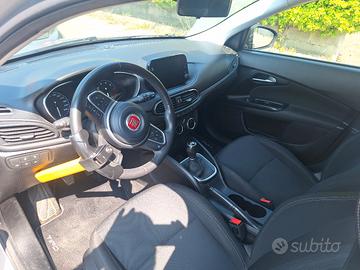 FIAT TIPO 1000 BENZINA SW DEL 2021