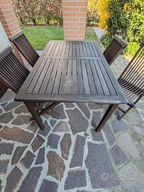 tavolo da giardino e 4 sedie 