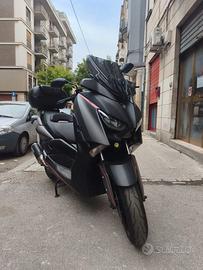 yamaha x-max300