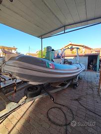 SACS 501 5,20 m + Mercury F40 EFI + Mercury 4 CV
