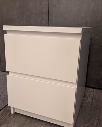 Comodino MALM IKEA