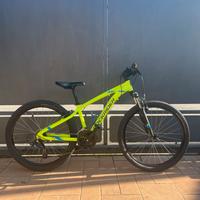 Bicicletta Rockrider 100 26'