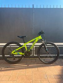 Bicicletta Rockrider 100 26'